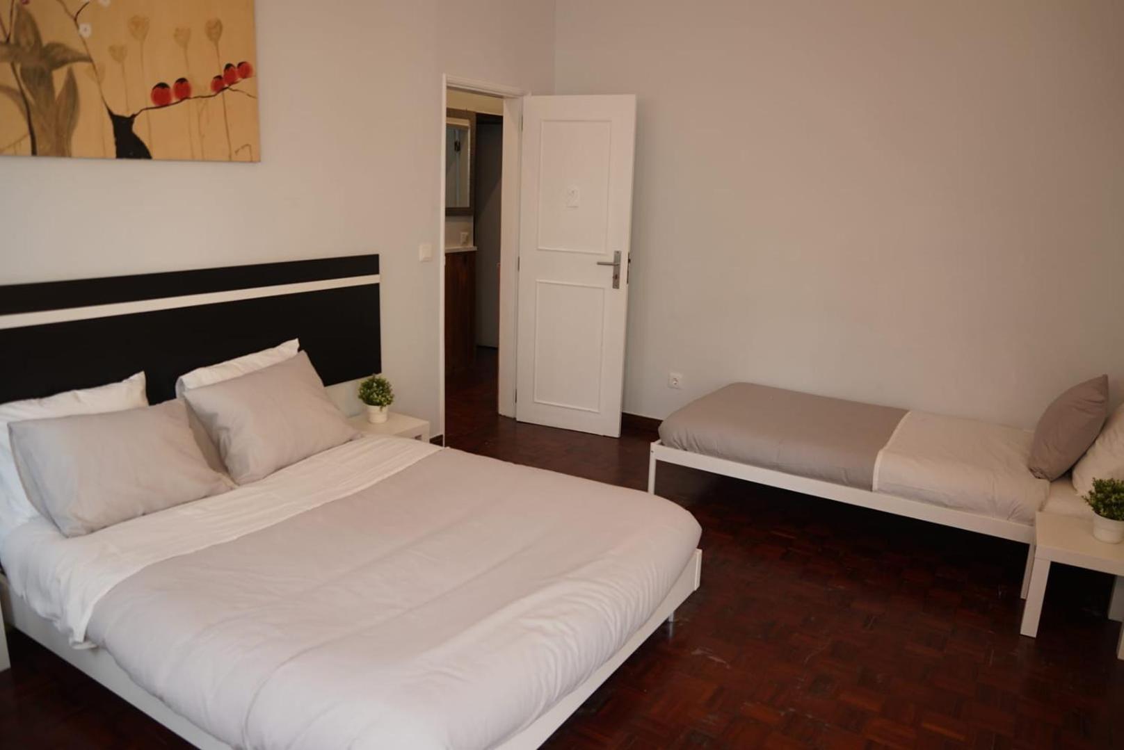 Bisengototo Homestay Lisboa Exteriér fotografie